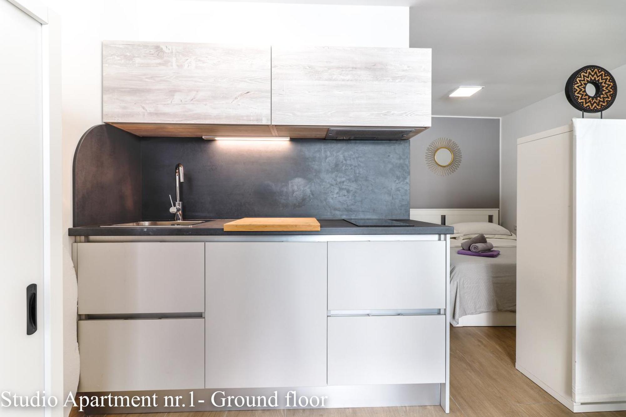 Casanova Apartments - Viewpoint Vrsar Exterior photo