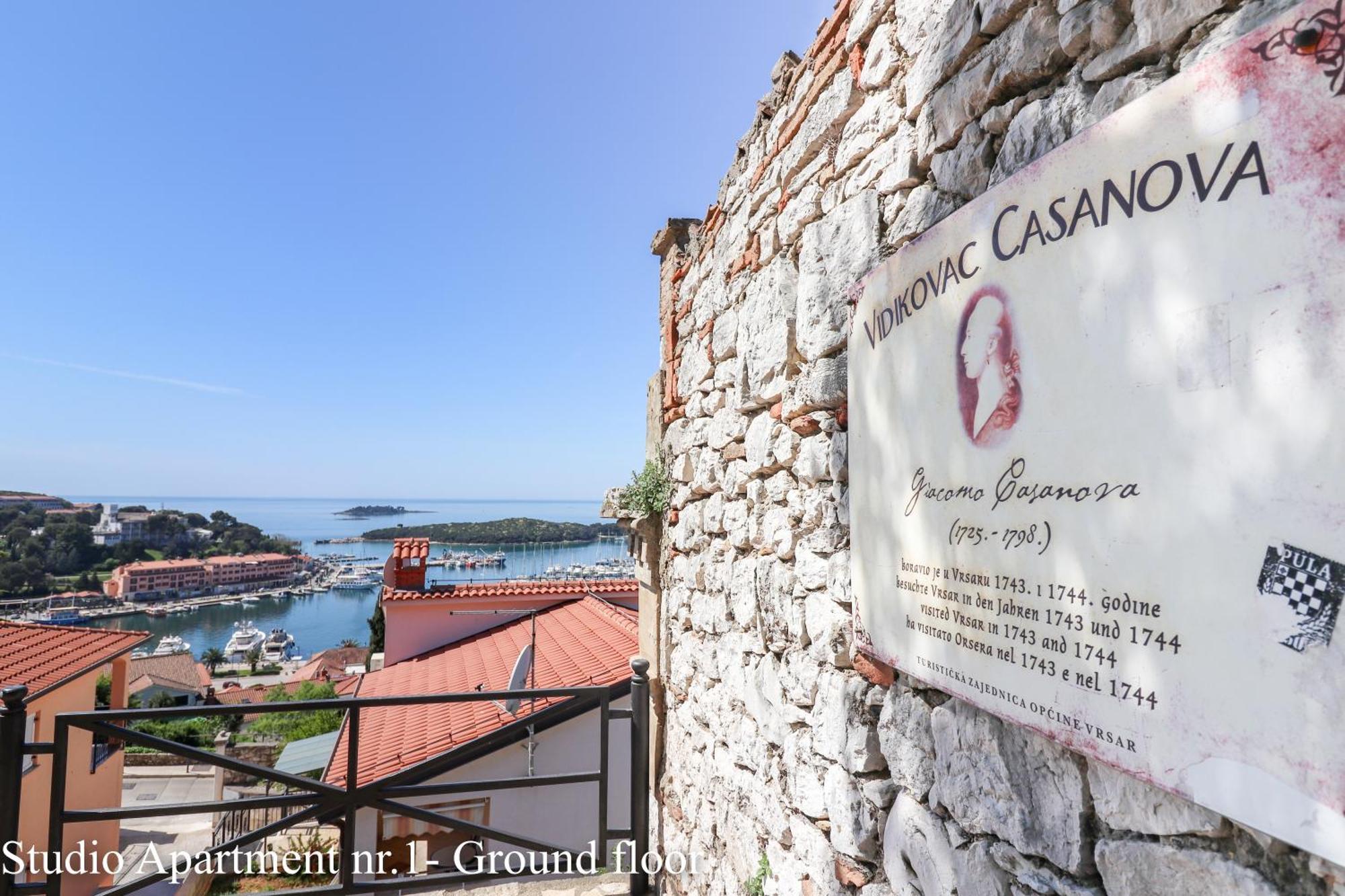 Casanova Apartments - Viewpoint Vrsar Exterior photo